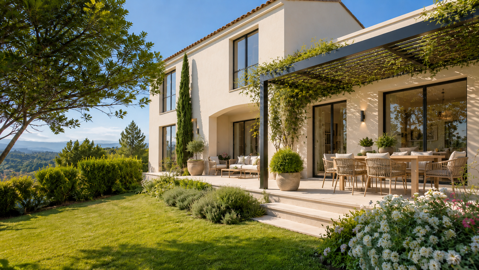 Maison avec jardin et terrasse au Luc pour préparer une vente avant l’été - Murielle BREL